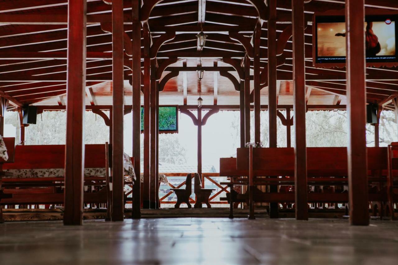 Hotel-Restaurant Milenium Salonta Εξωτερικό φωτογραφία