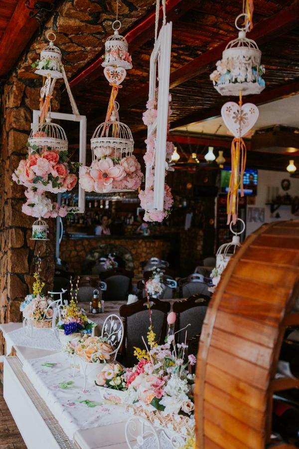Hotel-Restaurant Milenium Salonta Εξωτερικό φωτογραφία